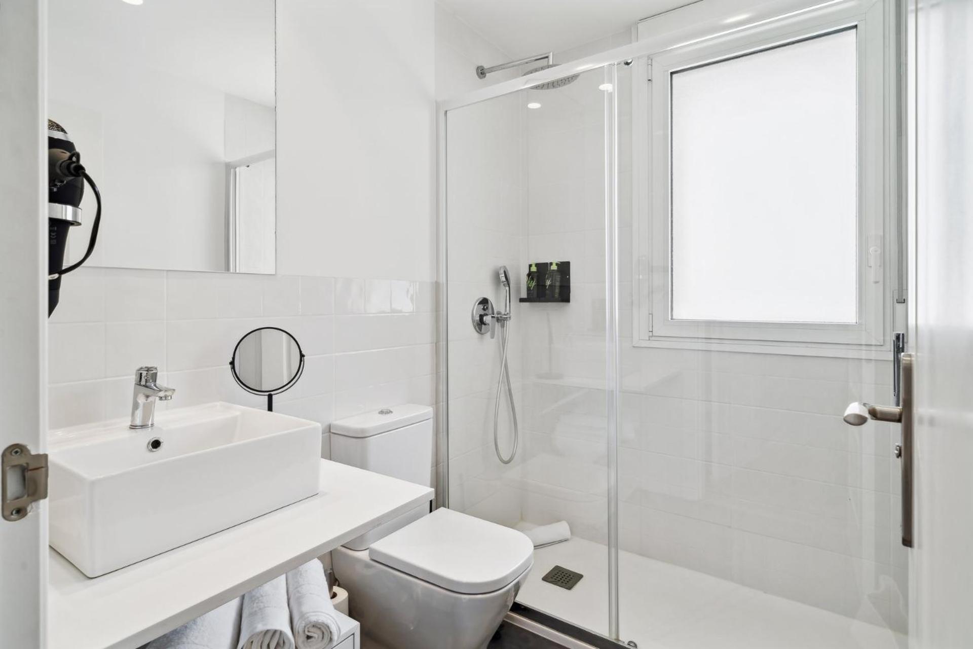 Limehome Madrid Calle De Nunez De Balboa - Estancia Temporal Ngoại thất bức ảnh
