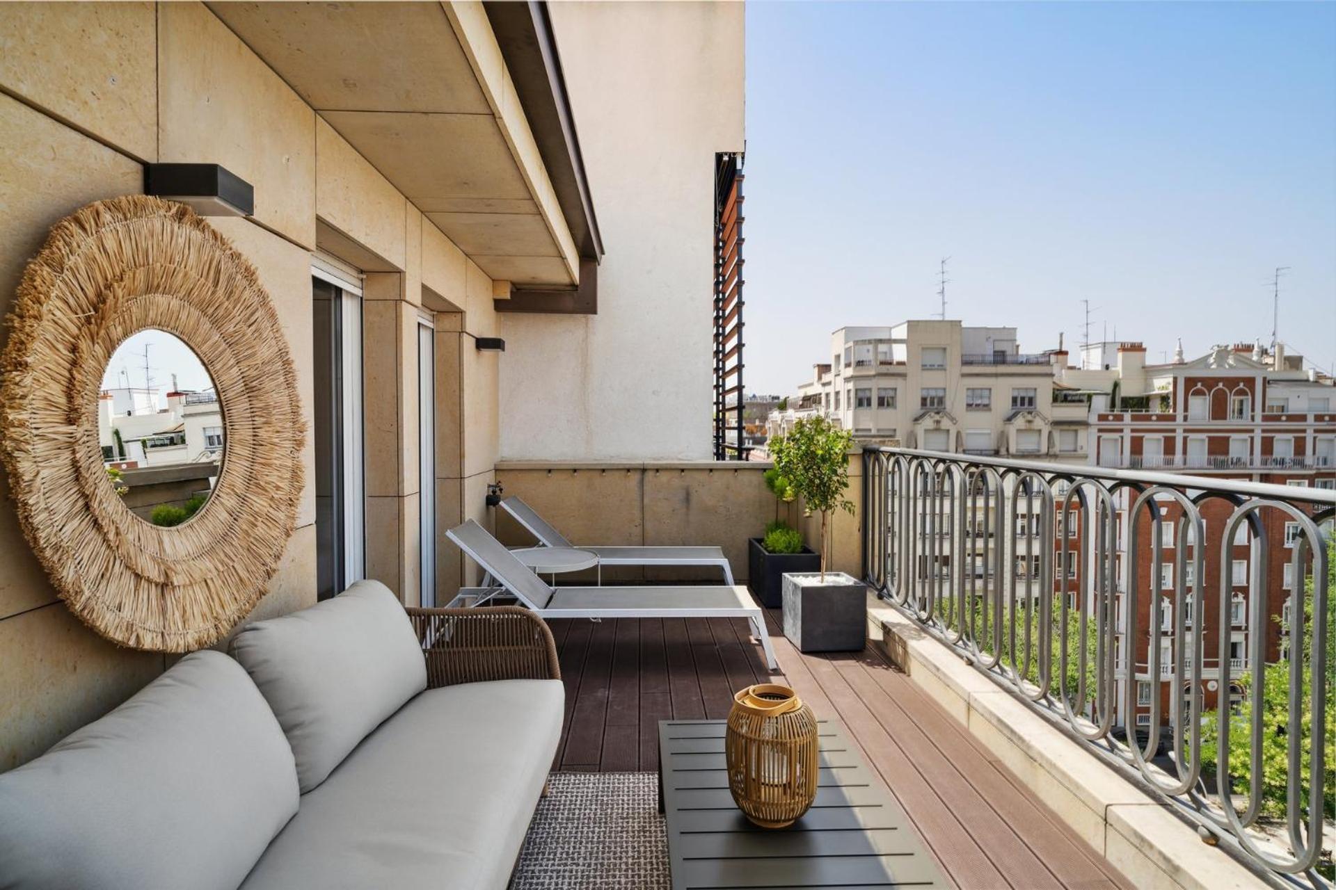 Limehome Madrid Calle De Nunez De Balboa - Estancia Temporal Ngoại thất bức ảnh